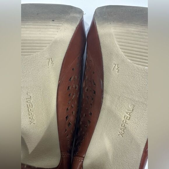 Xappeal Tasha Brown Peep Toe Laser Cut Lace Up Heel Womens Sz 7.5 - Picture 10 of 11